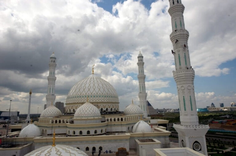 Hazrat Sultan Mosque – Astana