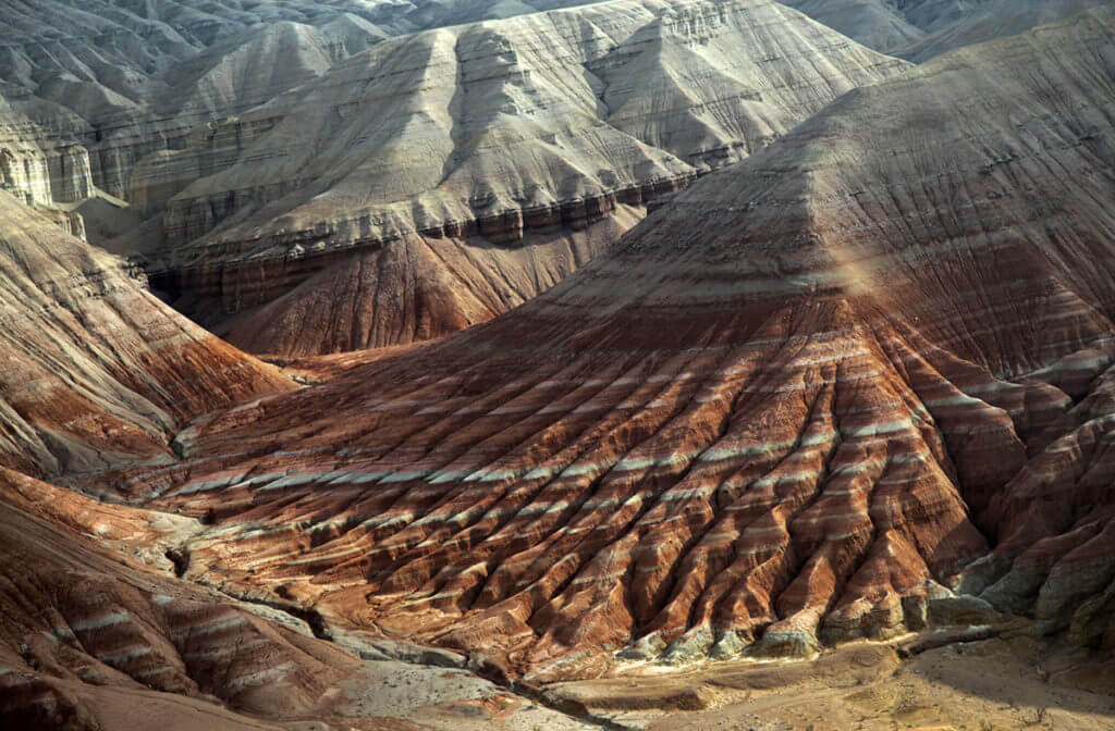 Altyn emel national park tour